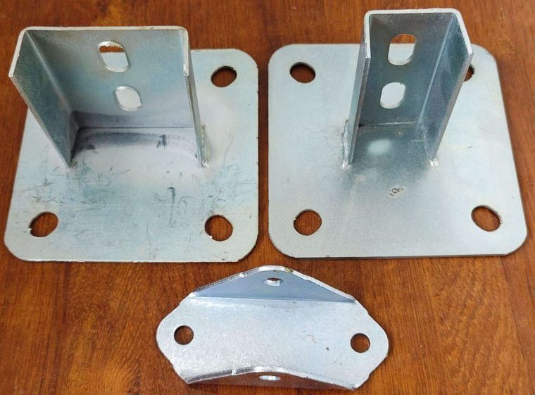 Solar mounting structure strut channel